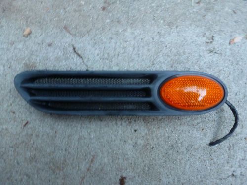 Mini cooper side fender marker light grille passenger 2002-08