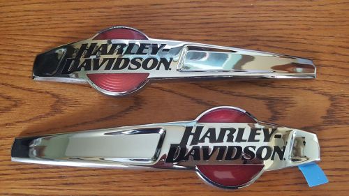 New harley davidson red/chrome left &amp; right tank emblems  dyna 14100707baby