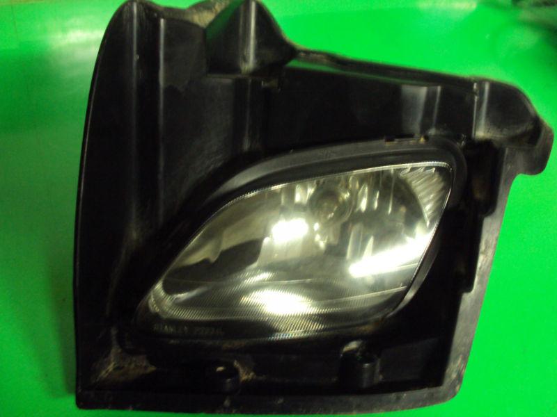 Suzuki eiger 400 4x4 05 headlight left