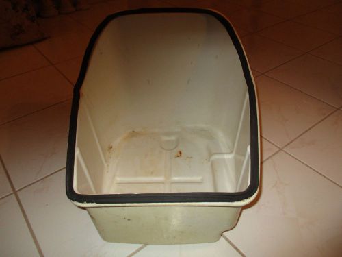 Yamaha waveventure 760 / 1100  storage bin / bucket