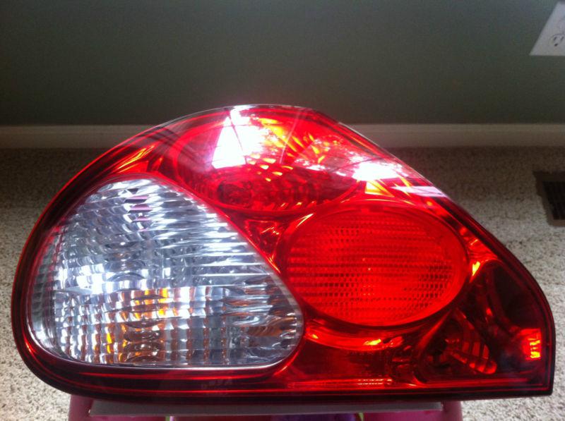 02 03 04 05 06 07 08 jaguar x-type drivers side tail light assembly oem 0743340 