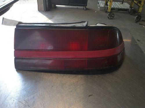 90 91 mitsubishi eclipse r. tail light 62403