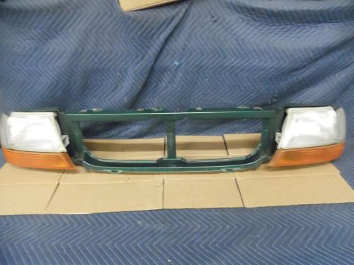 98 99 00 ford ranger header panel w/ lights super clean oem