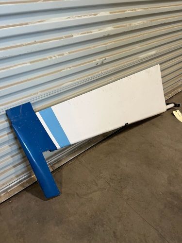 1974 beechcraft a36 bonanza rudder w/ ruddercap