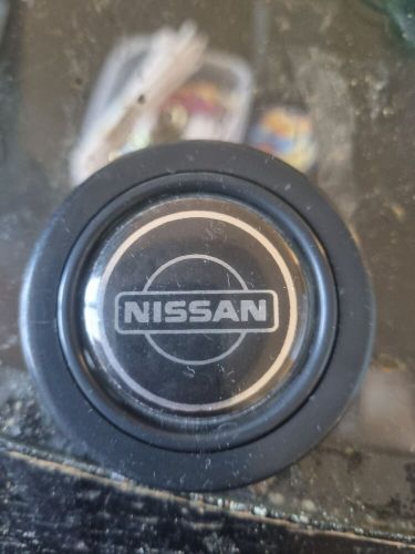 Nissan horn button