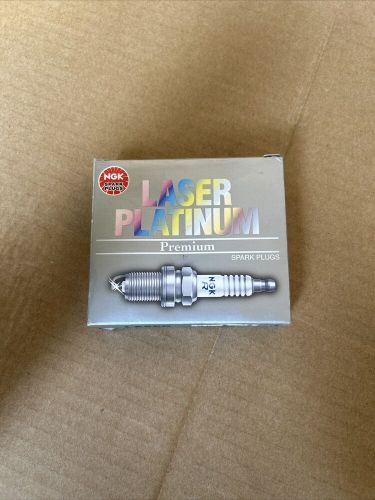 Ngk laser platinum spark plugs fit honda integra type r dc2 - pfr7g-11s / 7772