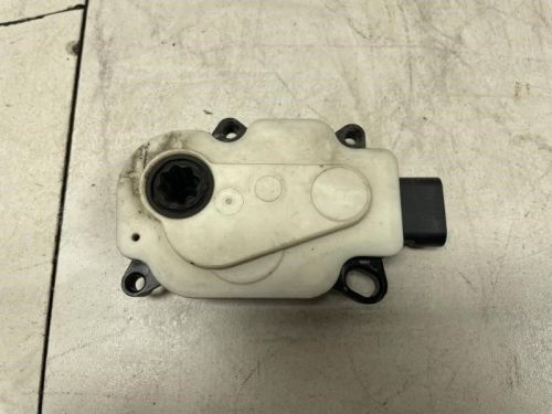 2015 ford taurus se shutter actuator motor oem+