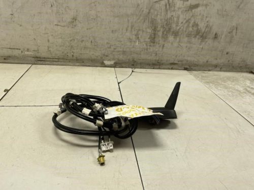 2008 hummer h3 roof antenna with wire harness oem+