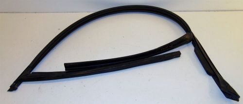 2000-05 bmw e46 325 330 door window guide seal channel front left driver sedan