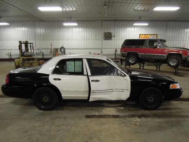 2010 ford crown victoria 39710 miles rear or back door right