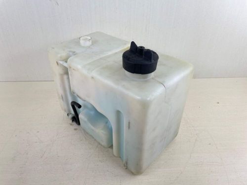 Yamaha outboard remote 2 stroke oil tank assembly tank 2.8 gallons 10l