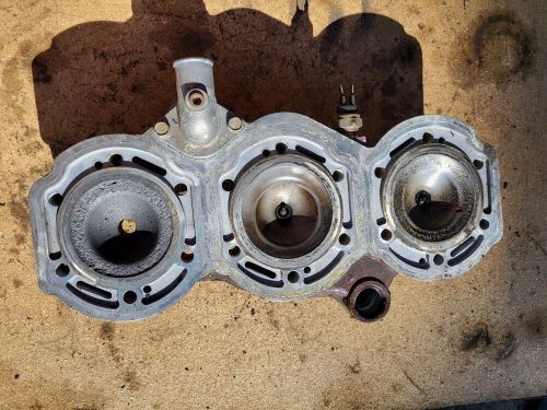 Skidoo mach z 780 triple cylinder head