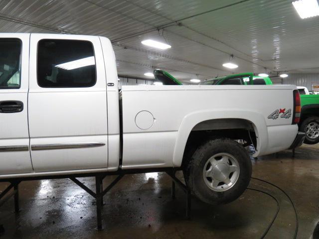 2006 gmc sierra 1500 pickup rear or back door left