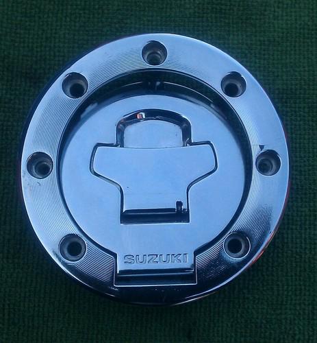 1999 2007 suzuki hayabusa chrome gas cap 00 01 02 03 04 05 06