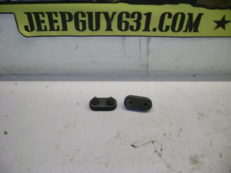 Jeep yj rubber hood bushings (2) (factory)...mounts to fender no reserve 