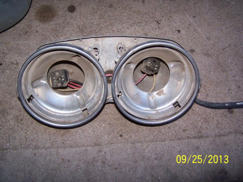 1957 chrysler imperial left headlight bucket assembly