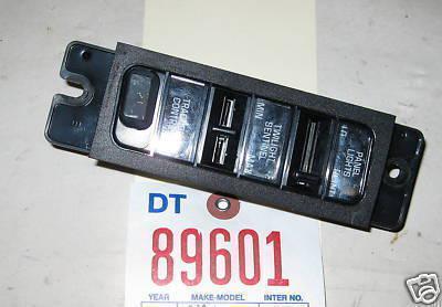 Buick 96 park avenue panel/traction/twilight switch blk 1996