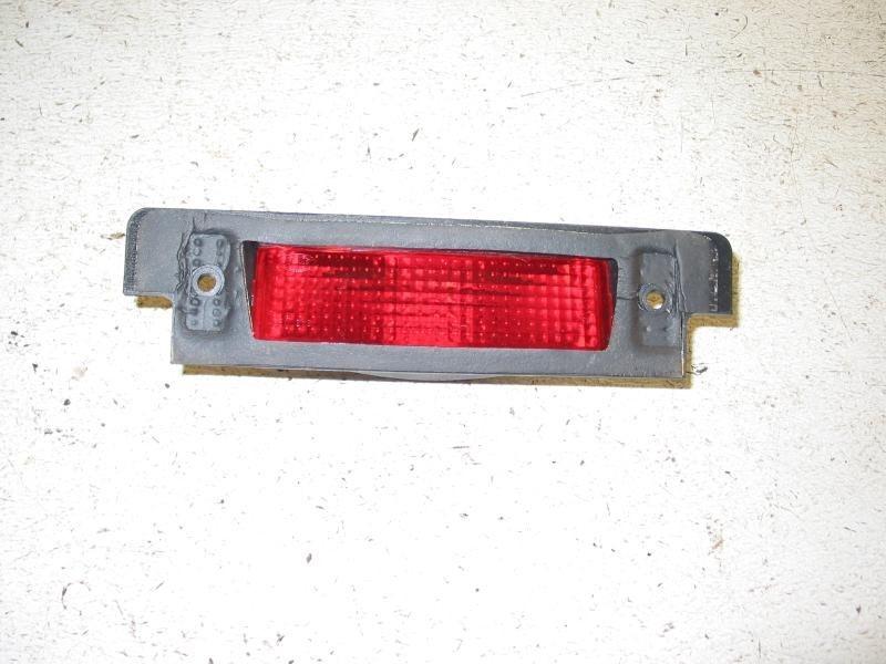 03 04 land rover discovery high mtd stop light /high mounted stop lamp 30045