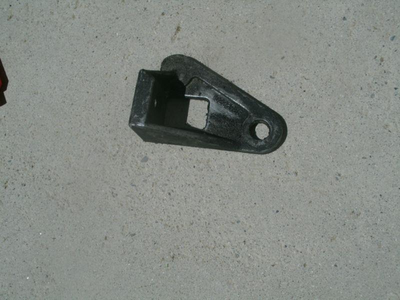 1996 camaro z28 lt1 rear ac compressor bracket- 10223765