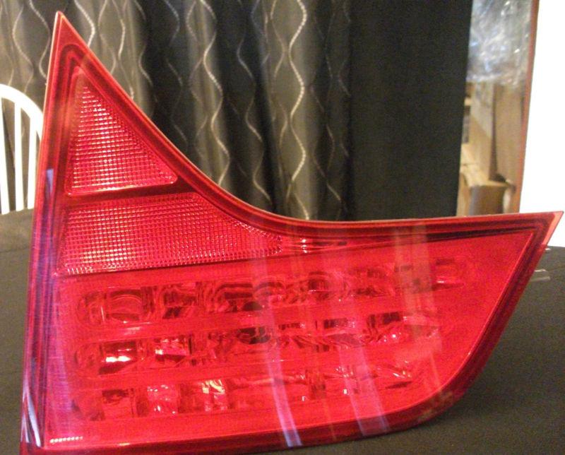 06 07 08 09 2010 2011 honda civic oem right lid mounted tail light great shape