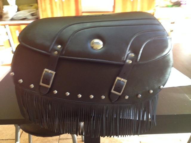 Indian road master right side factory o.e.m.leather saddle bag w/fringe