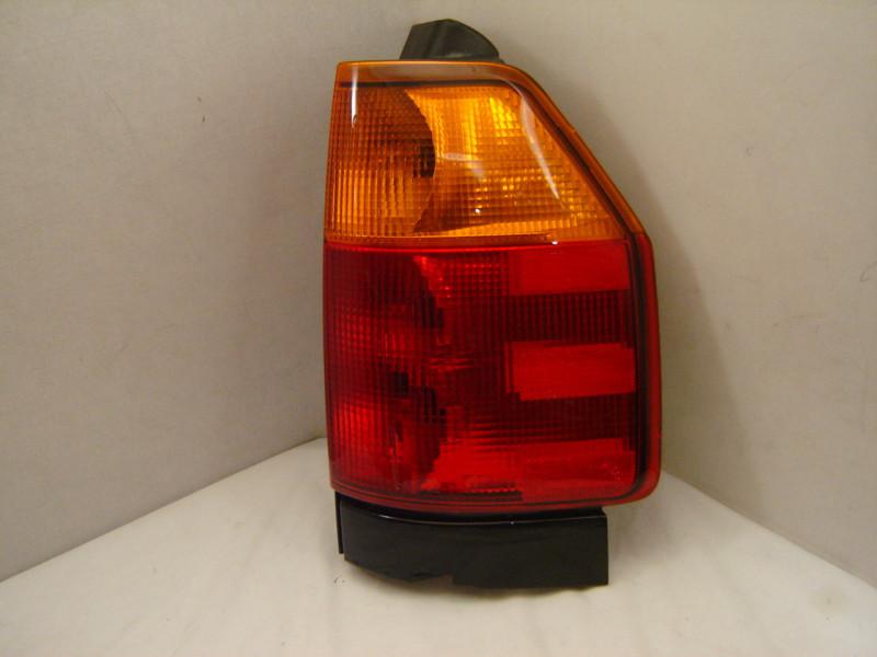 Gmc envoy right tail light 02 03 04 05 06 07 08 09 oem