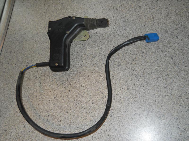 Volvo 240 series central locking actuator vdo. rf or lr doors