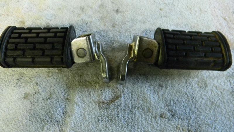 1983 yamaha xvz1200 venture passenger pegs