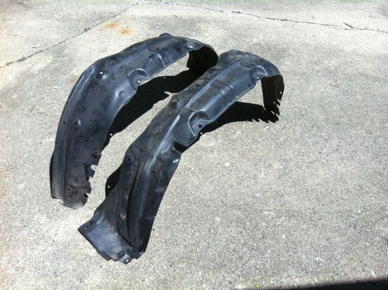 1989 - 1998 mazda mpv fender inner liners lh & rh in very good used condition