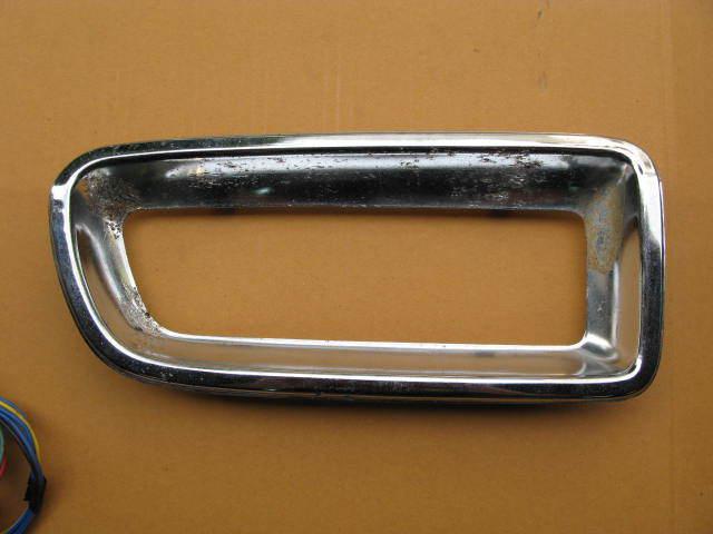 Toyopet toyota crown rs40 tail light bezel, n.o.s.