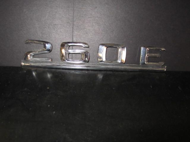 Mercedes benz 260e oe emblem ornament  " 260e "