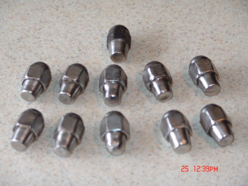 Used lug nuts 87-88 olds cutlass supreme and more  free u.s. shipping