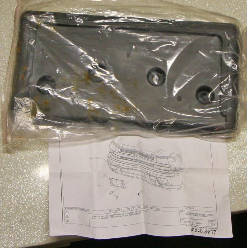 New 2002-2009 chevy gmc trailblazer envoy front license plate bracket 15032019