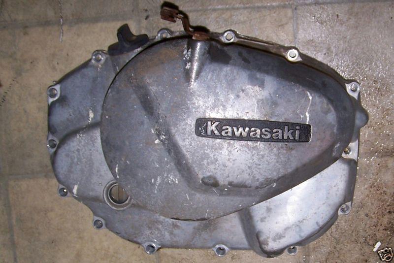 Clutch cover right engine taken off kz305  kawasaki kz 305 b 09-81