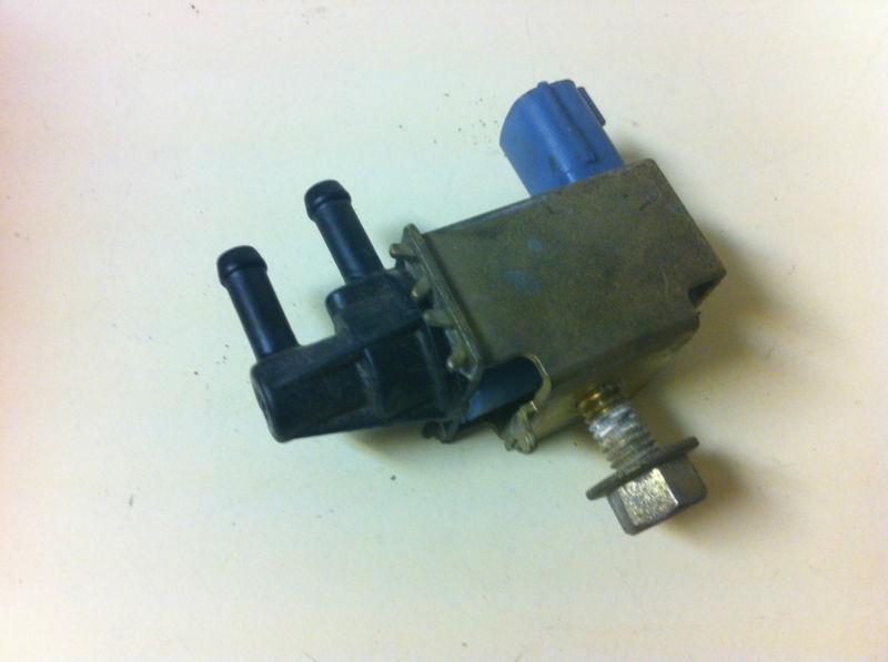 	98 08 nissan infiniti oem vapor canister purge control solenoid a83-600 oem