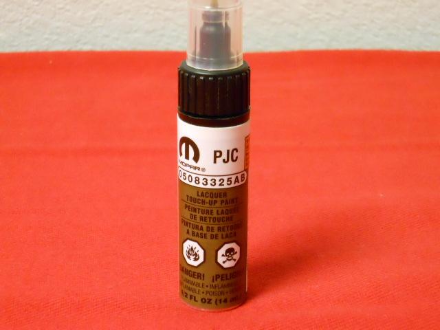 Jeep dodge chrysler light khaki touch-up paint, mopar