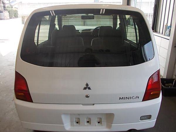 Mitsubishi minica 2000 back door assembly [7815800]