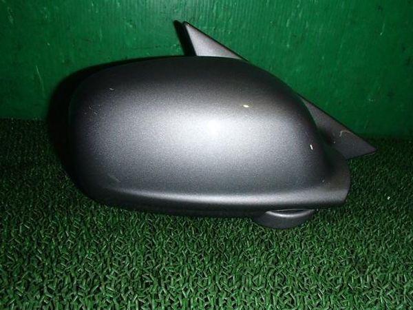 Nissan skyline 1999 right side mirror assembly [4313500]