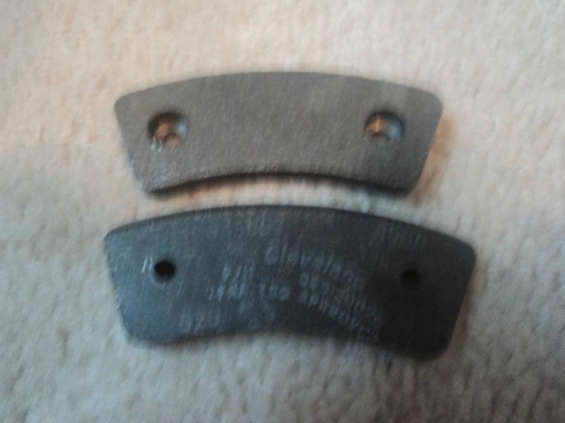 Cleveland brake pads- package of 2-new 066-30026 old pn 066-10900