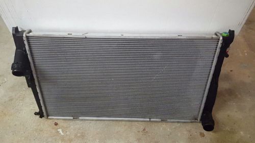 Bmw oem n54 main engine radiator - manual