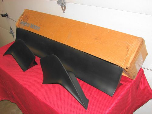 74-81 chevrolet camaro z28  nos gm 3 piece rear spoiler