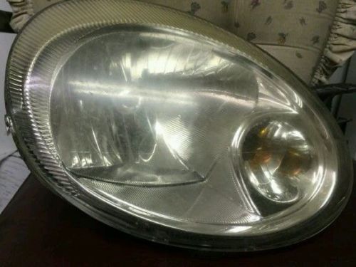 2005 dodge neon right headlight