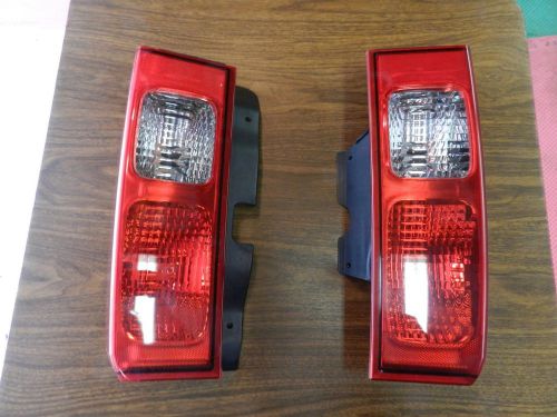 Hummer h3 alpha o.e.m. tail light assemblies gm