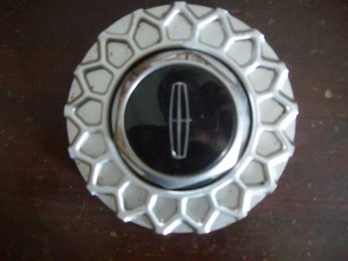 1992 1991 1990 lincoln towncar center hub cap oem used