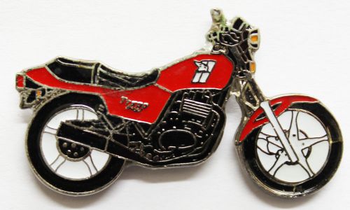 Honda ft500 ft 500 motorcycle enamel collectors pin badge from fat skeleton