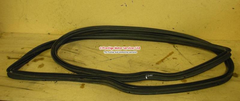 Audi a6 c5 avant boot rubber seal