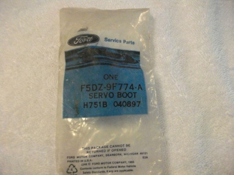 Ford nos servo boot  f5dz-9f774-a  one piece