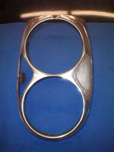 Mercedes benz headlight trim ring