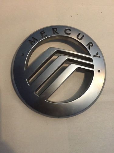 Mercury mountaineer grille emblem oem 3l24 8b262 aa