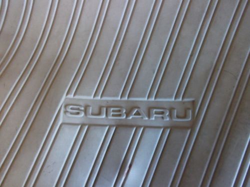 2006 subaru oem rear cargo liner